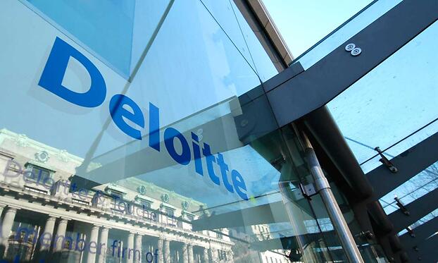 В ответном заявлении Deloitte говорится, что «ей известно об обвинениях, которые в настоящее время циркулируют в социальных сетях».