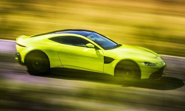 Количество автомобилей Aston Martin, проданных за девять месяцев, выросло на 65% до 3 300.