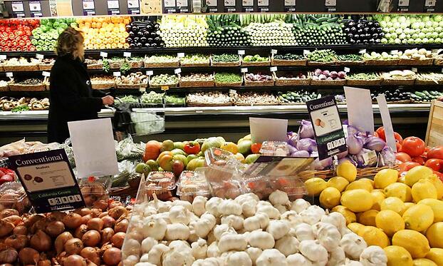 В прошлом 10 крупнейших супермаркетов Великобритании обвинялись в обмане своих поставщиков