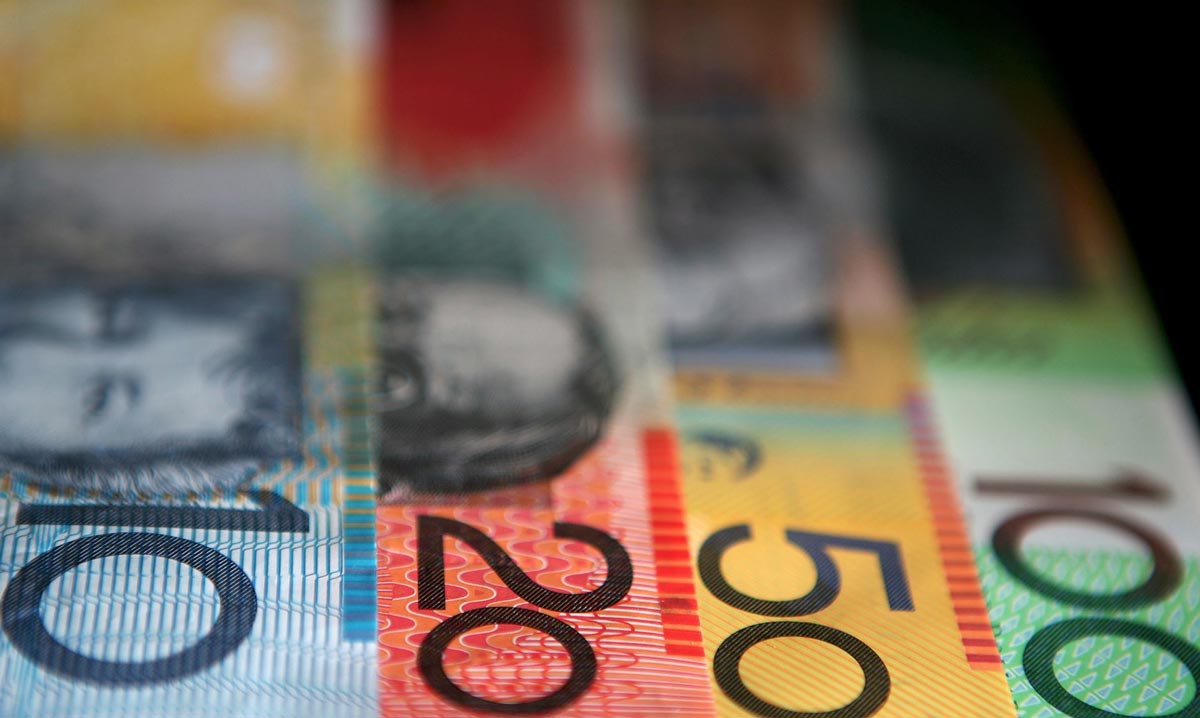 Австралийский доллар упал до самого низкого уровня за пять месяцев