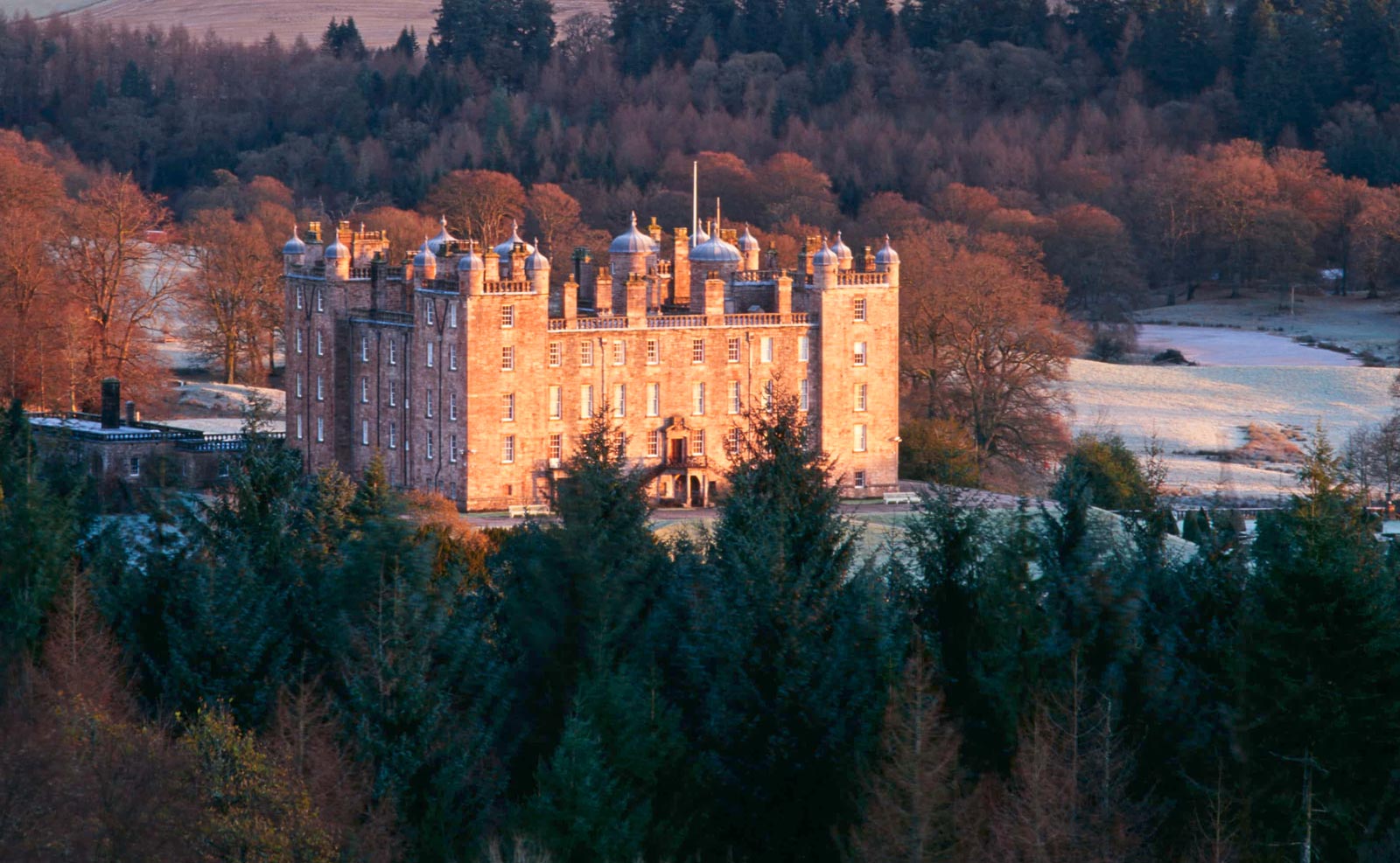 Замок Drumlanrig в Шотландии