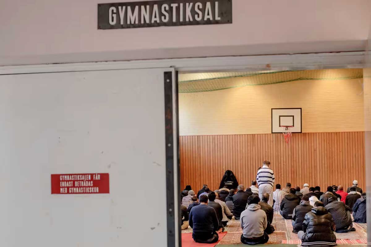 Крупнейший шведский лагерь временного пребывания беженцев. За последние три десятилетия страна приняла больше беженцев, чем большинство европейских стран.