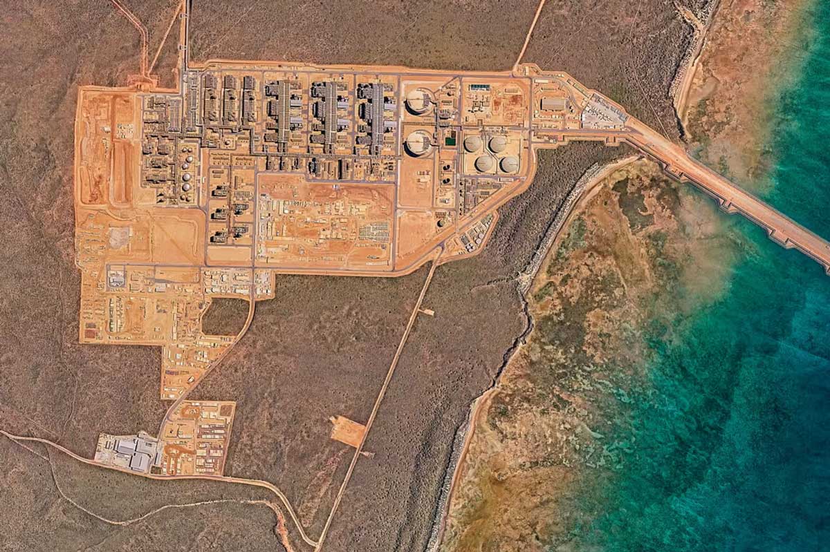 Спутниковый снимок проекта Gorgon компании Chevron в Австралии. ESG-фонды получили преимущество в то время, когда цены на нефть и газ были низкими.